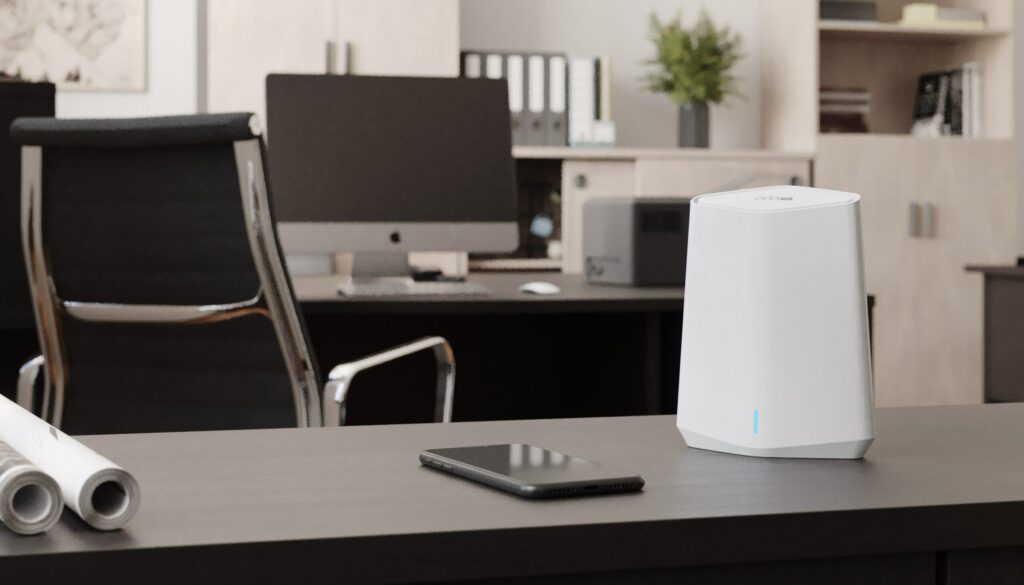 A NETGEAR BEMUTATTA AZ ORBI PRO WIFI 6 MINI MESH RENDSZERT