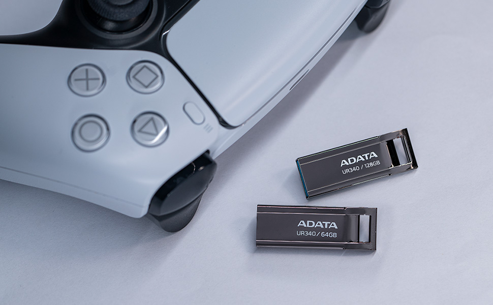 AZ ADATA BEMUTATTA ÚJ USB 3.2 FLASH MEGHAJTÓJÁT, A ROYAL UR340-ET