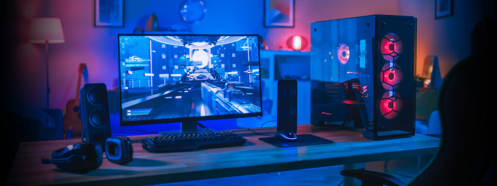 AZ FSP BEMUTATTA TOVÁBBFEJLESZTETT FSP BRONZE ATX GAMER TÁPEGYSÉGEIT