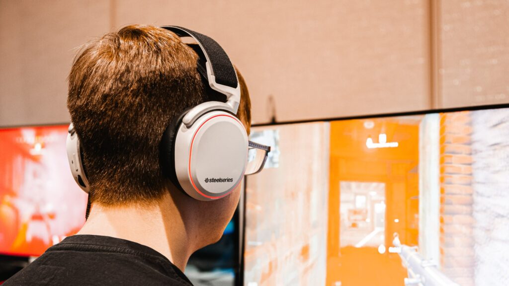 A STEELSERIES ÉS A KONTROLFREEK PARTNERMEGÁLLAPODÁST KÖTÖTT AZ ATLANTA FAZE ESPORT ALAKULATTAL