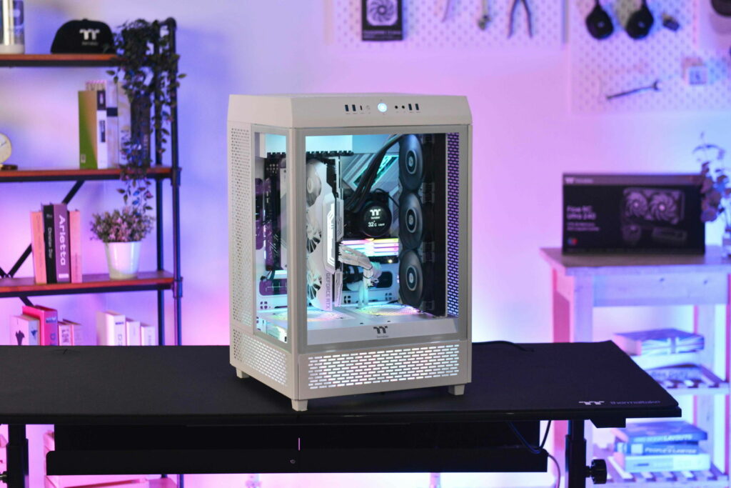 A THERMALTAKE BEMUTATJA A TOWER 500-AT, AMELY AZ ELSŐ KÖZEPES MÉRETŰ TORONYHÁZ A THE TOWER SOROZATBAN