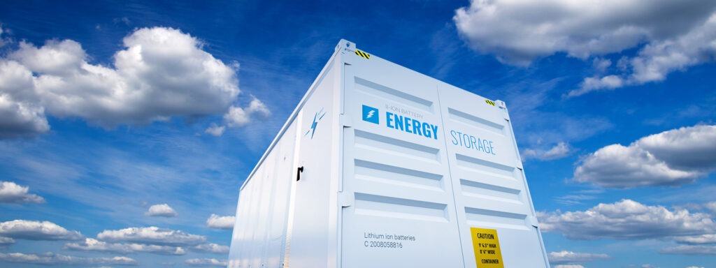 AZ FSP ÚJ ÉLETET TEREMT MIKROHÁLÓZATI ENERGIATÁROLÓ RENDSZERÉVEL AZ OTTHONI INTELLIGENS ENERGIÁRA VÁLTÁS MEGVALÓSÍTÁSÁVAL