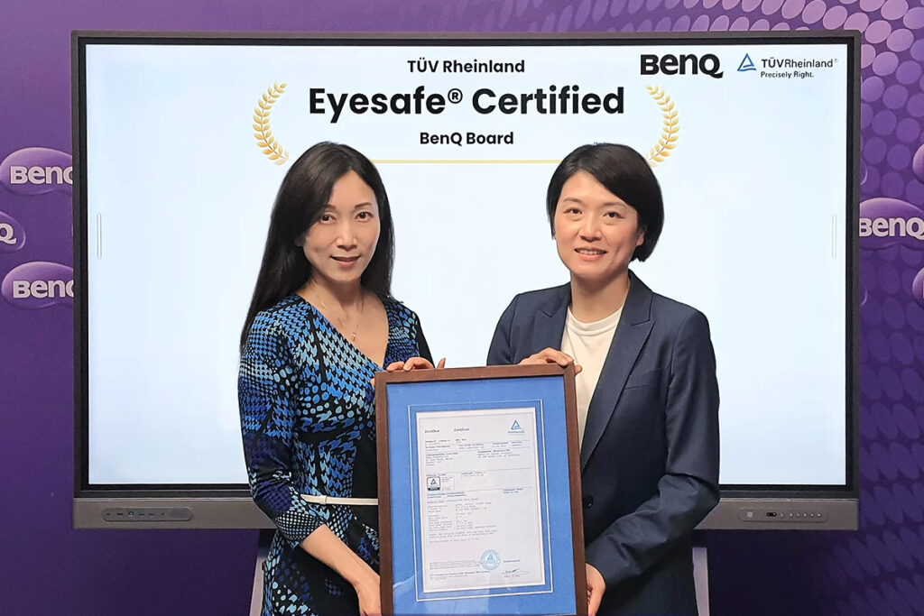 A TÜV RHEINLAND EYESAFE® DISPLAY TANÚSÍTVÁNNYAL DÍJAZTA A BENQ BOARD PRO RP7503-AT